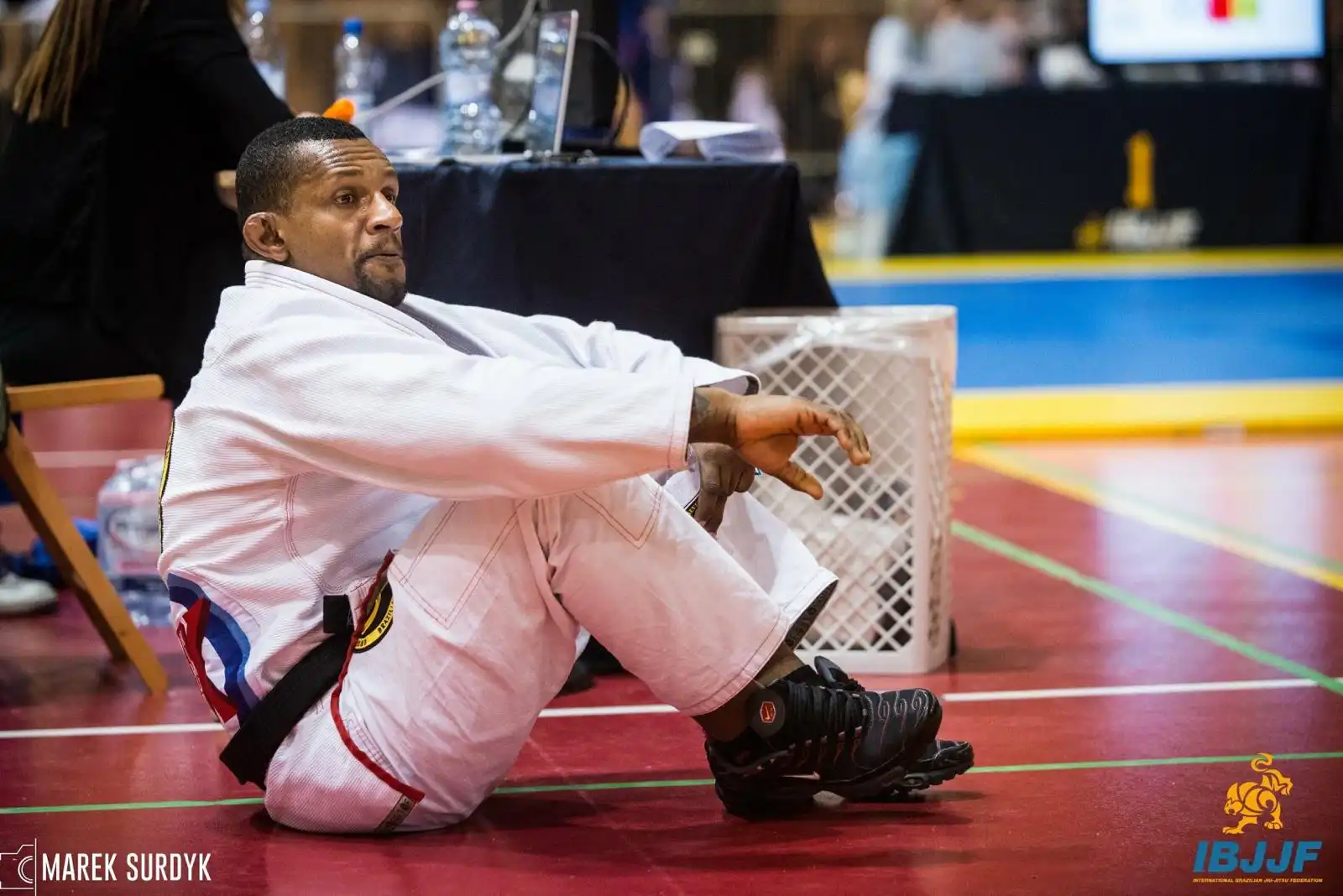 Thai-Boxen Training mit Pads